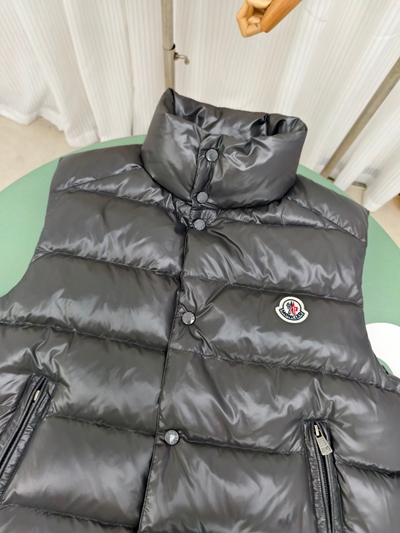 ハイクオリティダウンジャケット側面デザイン